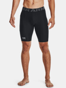 Under Armour Long Shorts Farba: čierna